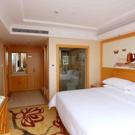 Vienna Hotel Zhongshan West District Exteriör bild